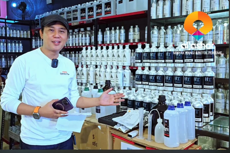 Founder Ashar Grosir Parfum Bekasi — Pakar Bisnis Parfum Refill & Distributor Bibit Import #1